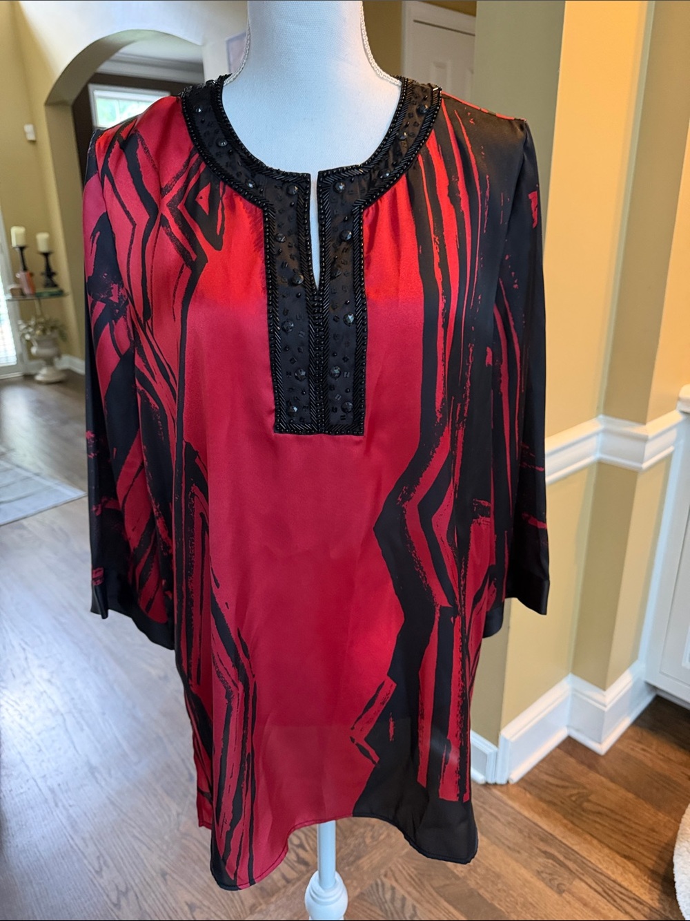 Chico’s Red & Black Silky Quarter Sleeve Top/Tunic